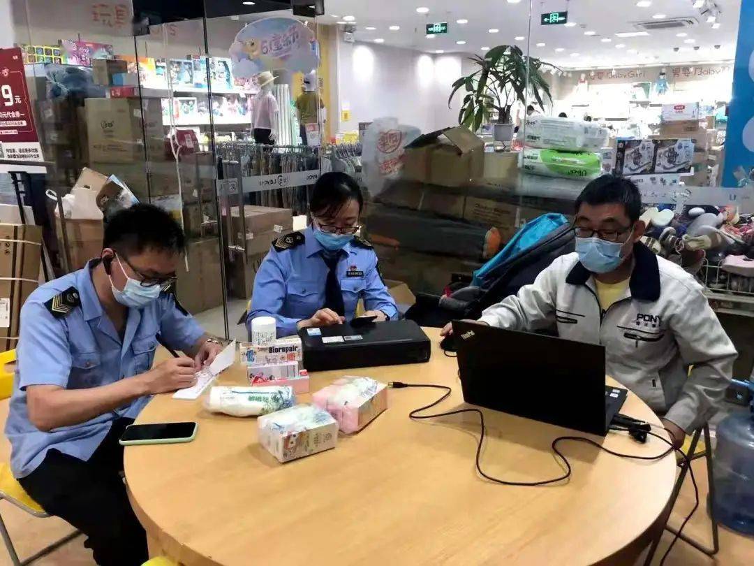 执法人员我为群众办实事 | 守护您的美丽！西城区市场监管局多举措严把化妆品质量安全关