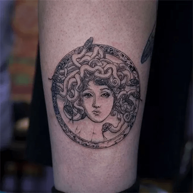 希腊女神:美杜莎