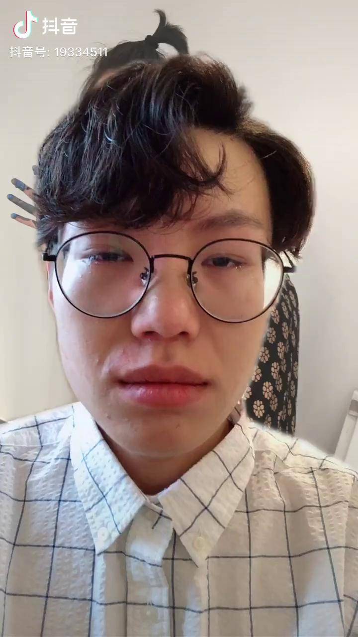 感谢抖音平台让本挫男有生之年可以和心上人周冬雨同框穿越时空遇到你