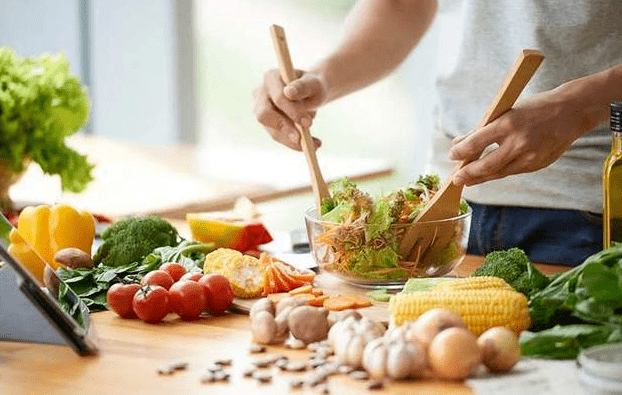 并发症|【知识】每10个成年人就有1人中招，下一个被糖尿病“盯”上的会不会是你？