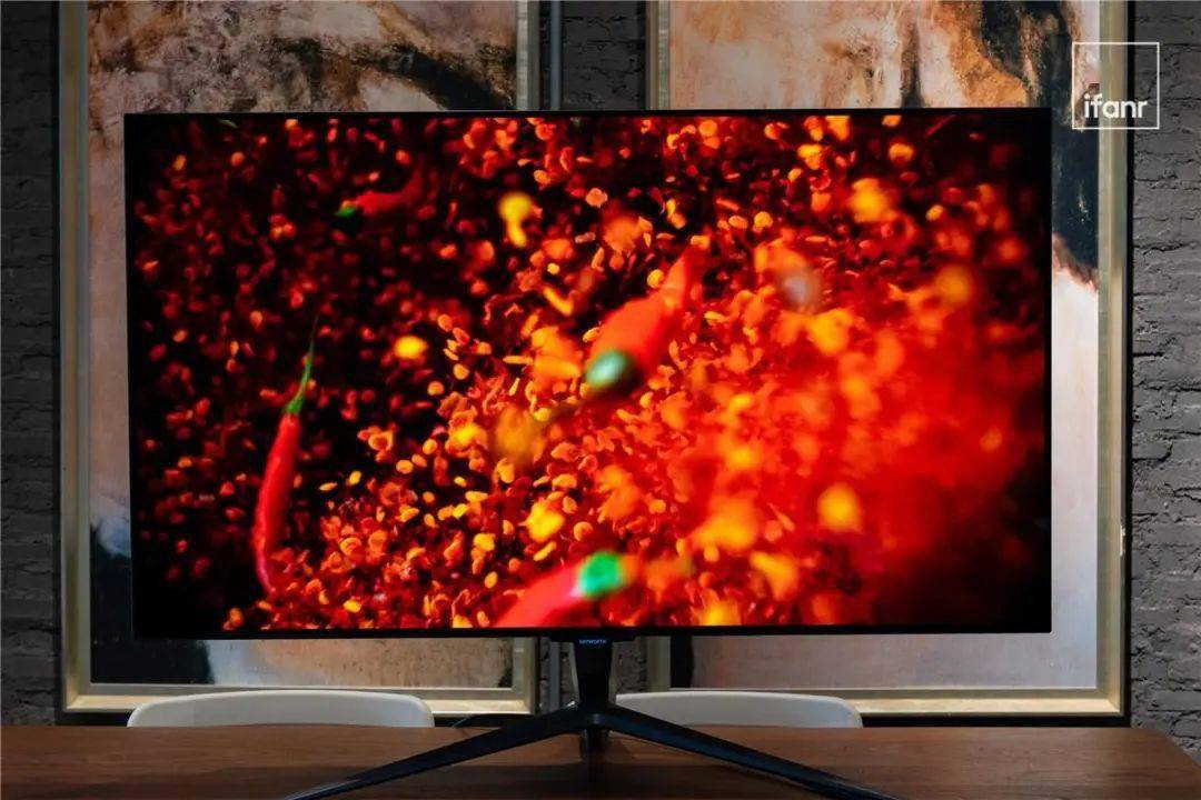 创维 G90 显示器体验：售价近万元，但居然挺有性价比？