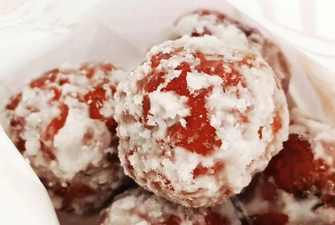 板栗|人均胖10斤的零食编辑部，有哪些按头安利的心头好？