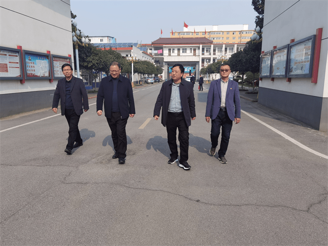 河南省内乡县委常委政法委书记徐成旺到灌涨镇调研指导政法信访工作