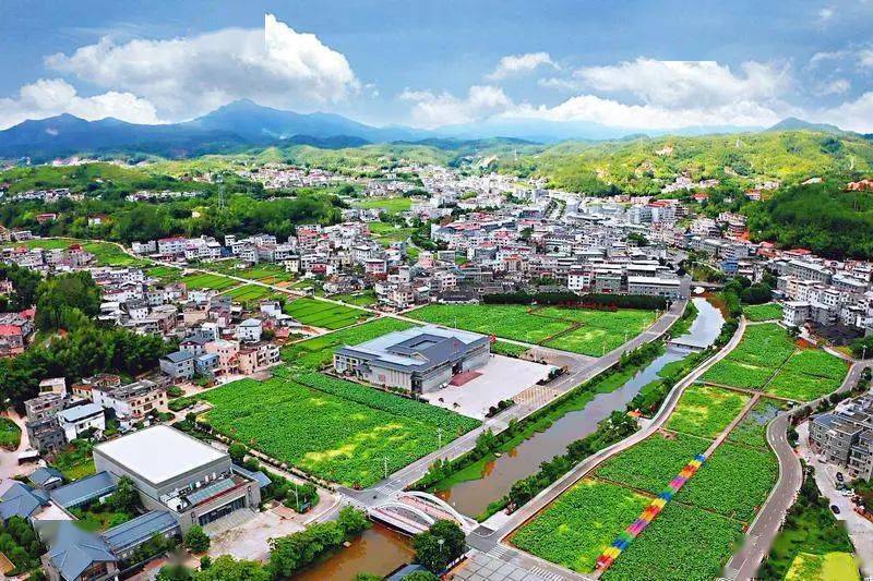 加快老区苏区发展,红土地的日子越来越红火!_来源