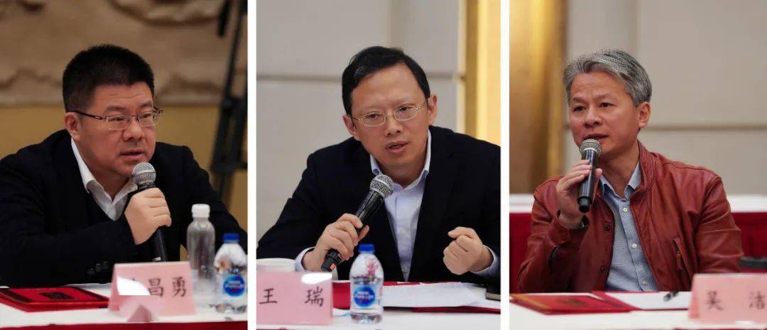 戏剧学院附属舞蹈学校党总支书记,校长吴洁等多位专家都对上海歌剧