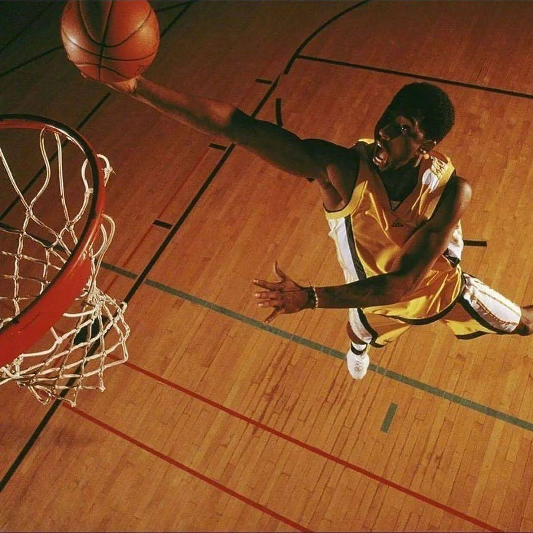 分享一组年轻科比的训练组图