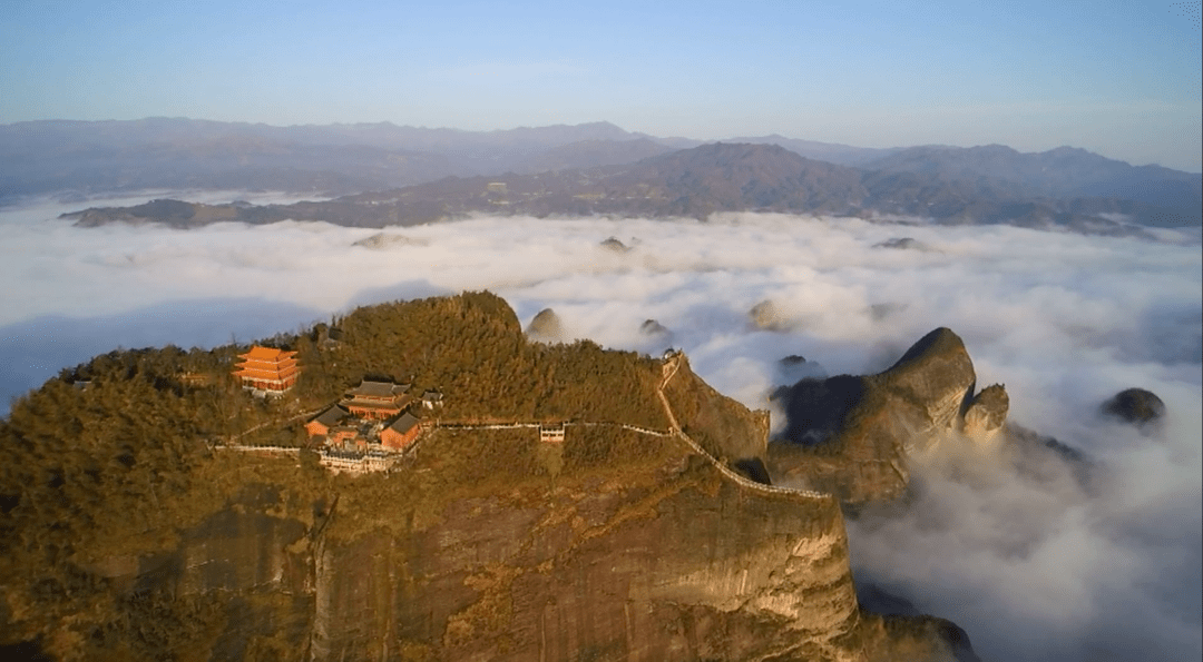 崀山:丹霞云海美如画