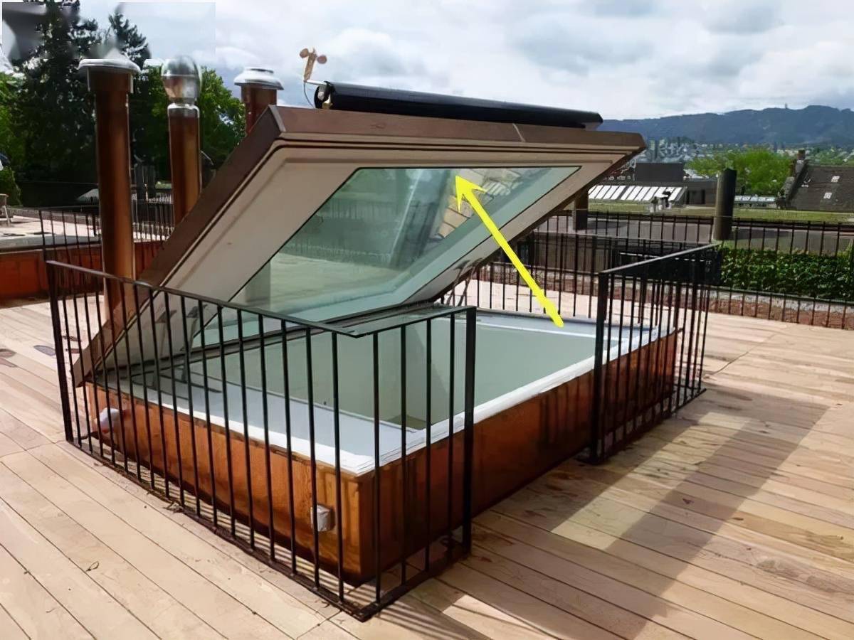 你居然嫌弃顶楼?凿个天窗入口,一家独享大露台,还不美滋滋