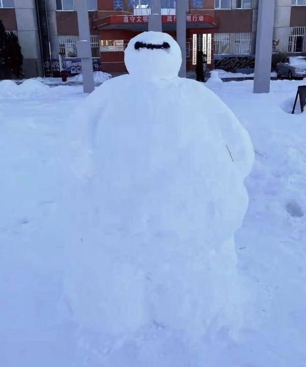 气温黑龙江女大学生的“雪灯”火了！别急，雨雪马上又到，你也能玩了！