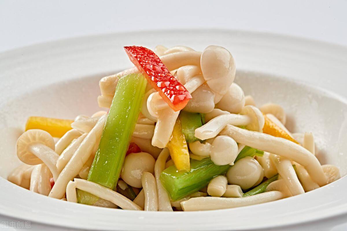 彩椒菌菇烩|鲜香美味,颜值在线,简单易做又好吃