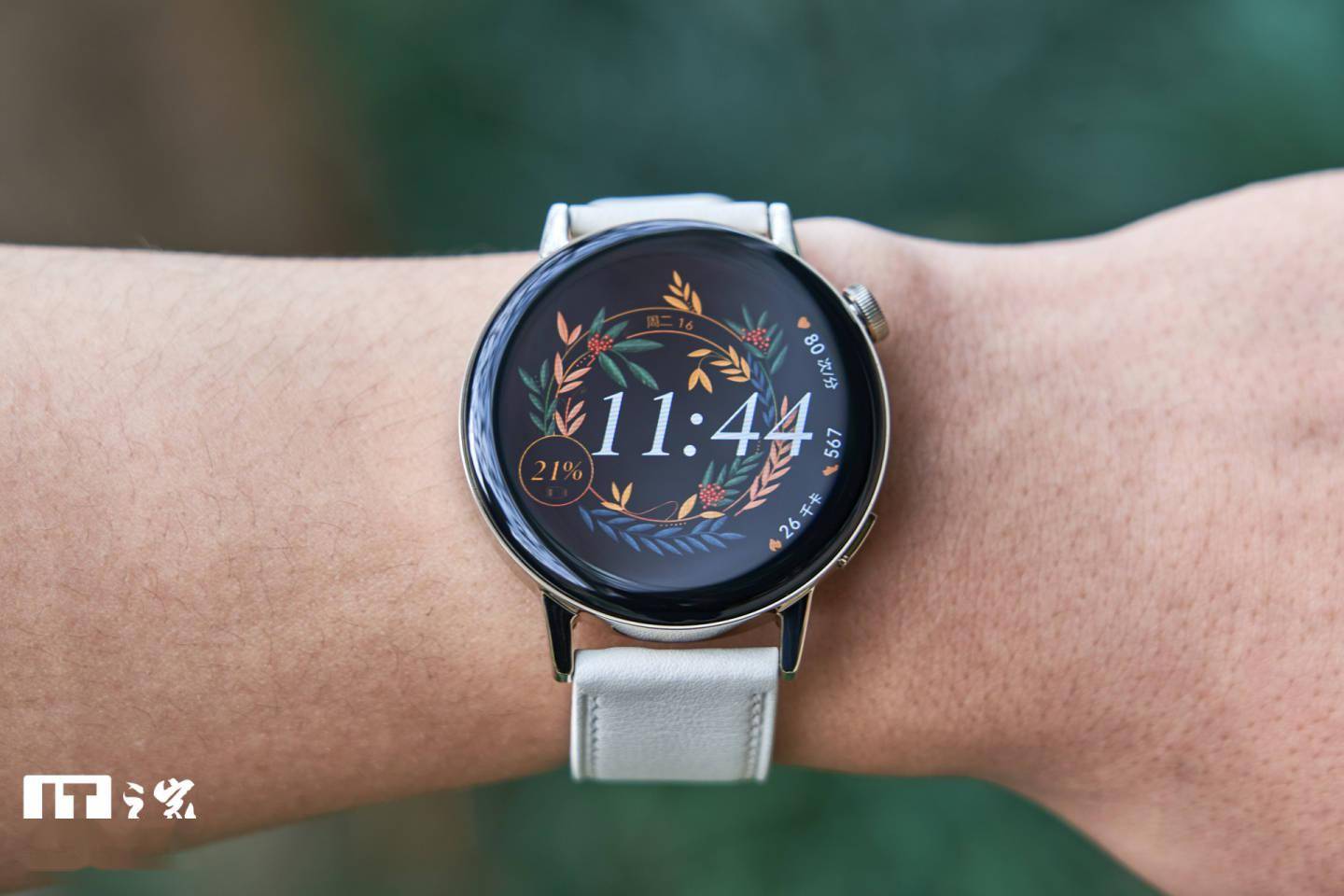 【IT之家开箱】华为 WATCH GT 3 系列图赏：屏占比更高