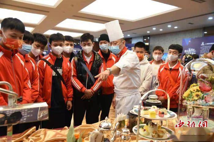 上海探索打造 “高技能人才圈” 传承中创新技艺