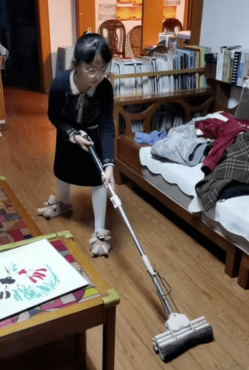 快乐家务幸福成长实验小学开展家务劳动教育活动四年级段