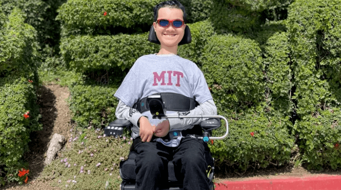 考上mit的他是数学天才,也是渐冻症患者