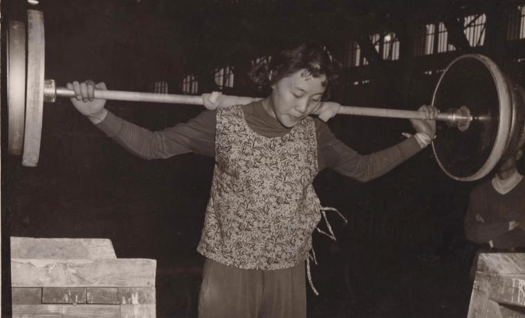 训练|40多年前珍贵照片：女排在湖南郴州进行“魔鬼训练”