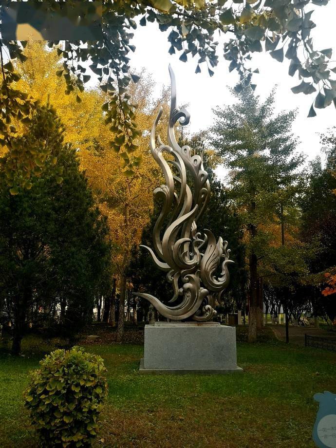 梨园主题公园被韩美林艺术馆抢了风头