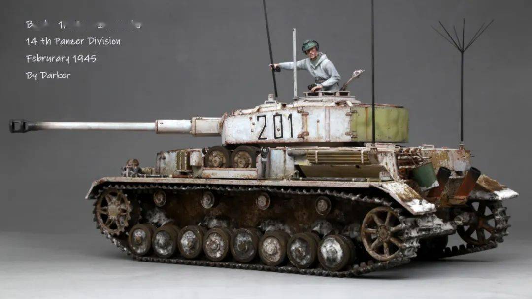 冰天雪地中一台四号j型坦克在帝国边境迷路