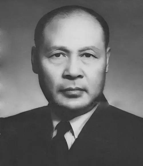 兼宣传部长韩步先就已经供出了那个自称是烧饭师傅的陈友生就是陈延年