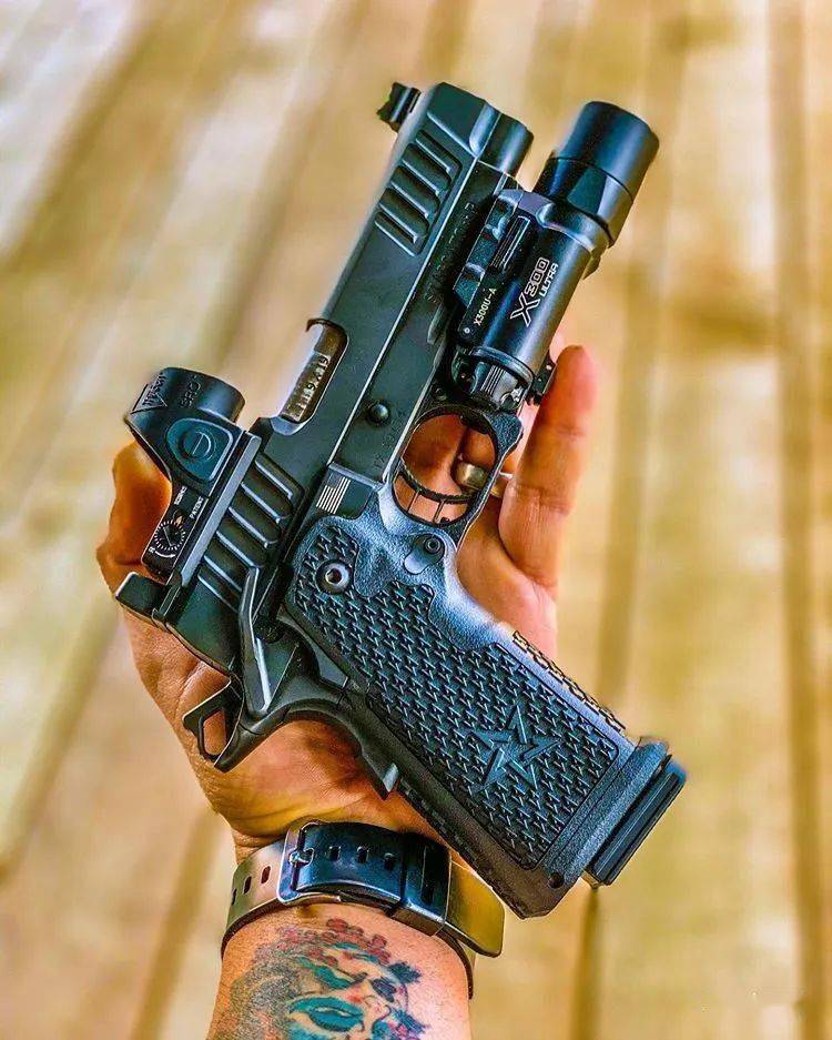 短粗硬sti公司staccato系列手枪图集