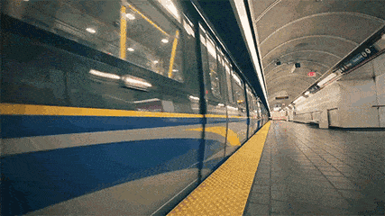 苹果AirPods 3深度体验！全新设计、佩戴舒适、音质飙升、续航更长…比Pro还值！