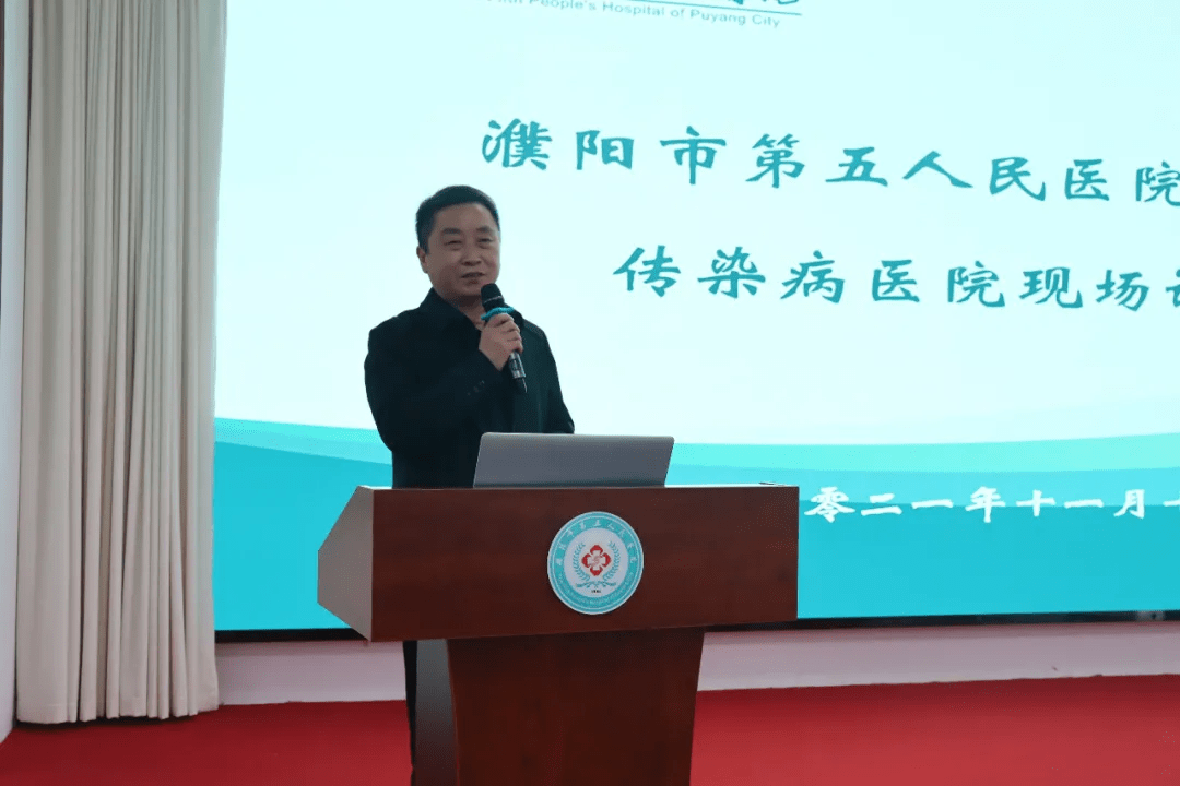 市人民医院党委成员,副院长张秋丽,市卫生健康委医政科科长赵良涛