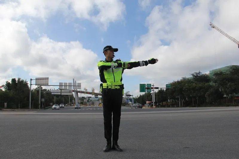 交警故事丨平凡岗位绽放别样青春风采——辅警王星凯