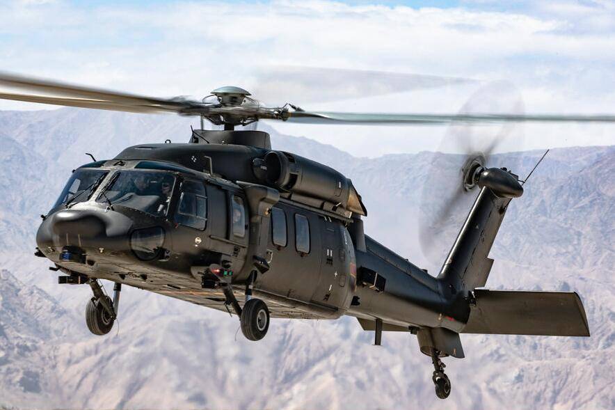 直-8l,直-20大机群罕见同时亮相演兵场,运载空突步兵攻城掠地,场面