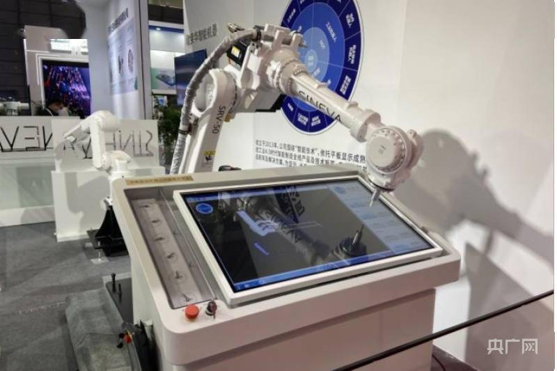 走进2021世界制造业大会：看机器人企业“各显神通”