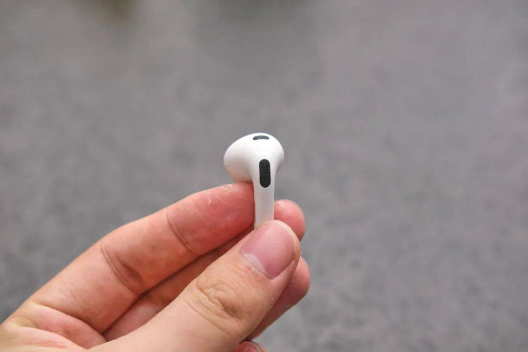 只卖一百多块钱的华强北 AirPods 3，体验到底怎么样？