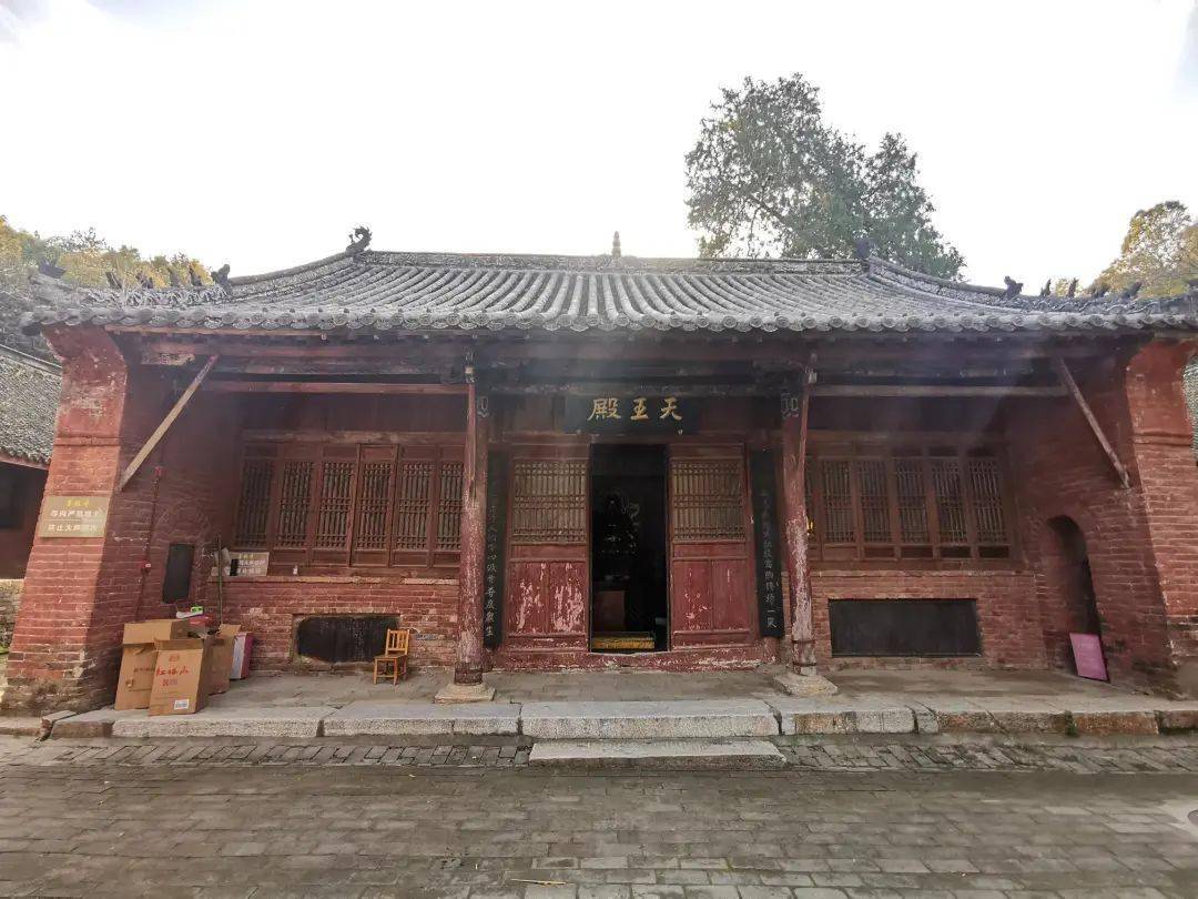 千年古刹秋游镇平菩提寺