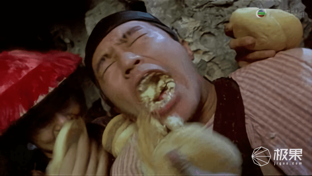 自动变大小「卷轴屏」手机要来了！上下拉伸，配置不低，你会买吗？