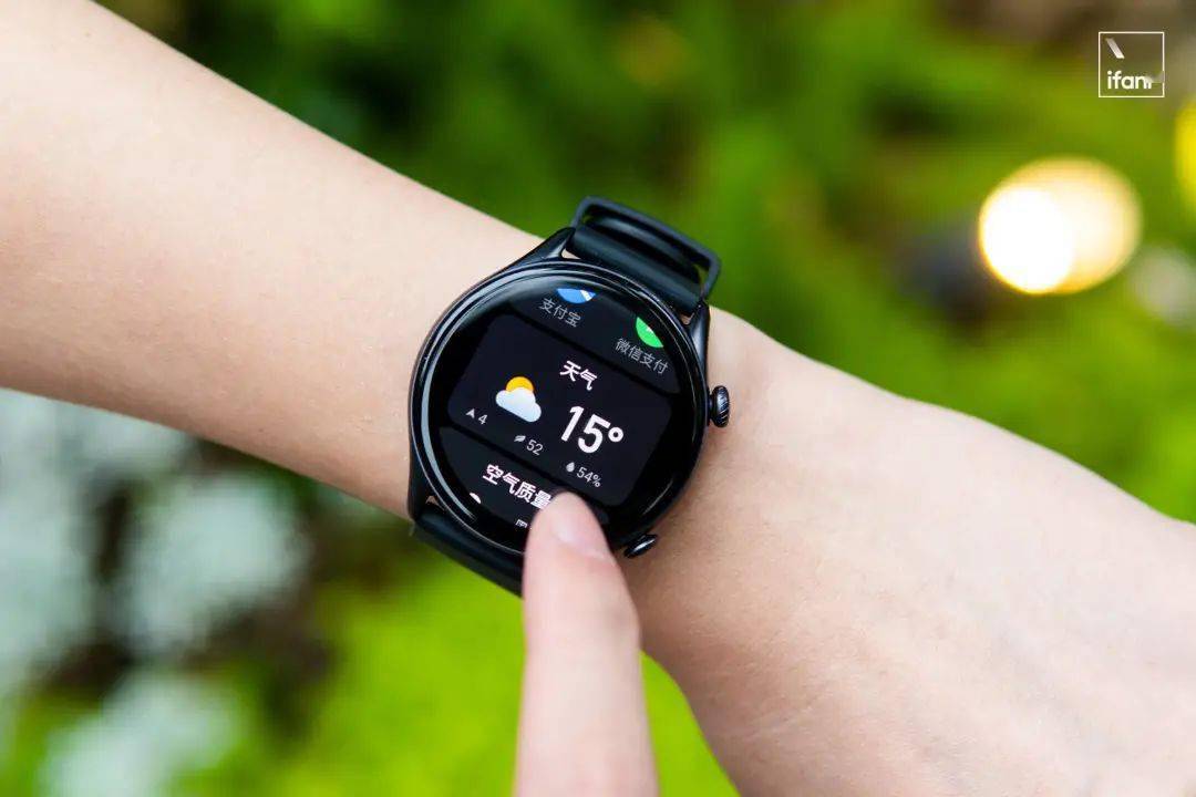 Amazfit GTR 3 Pro 体验：两周一充，千元售价，还新增了血压筛查