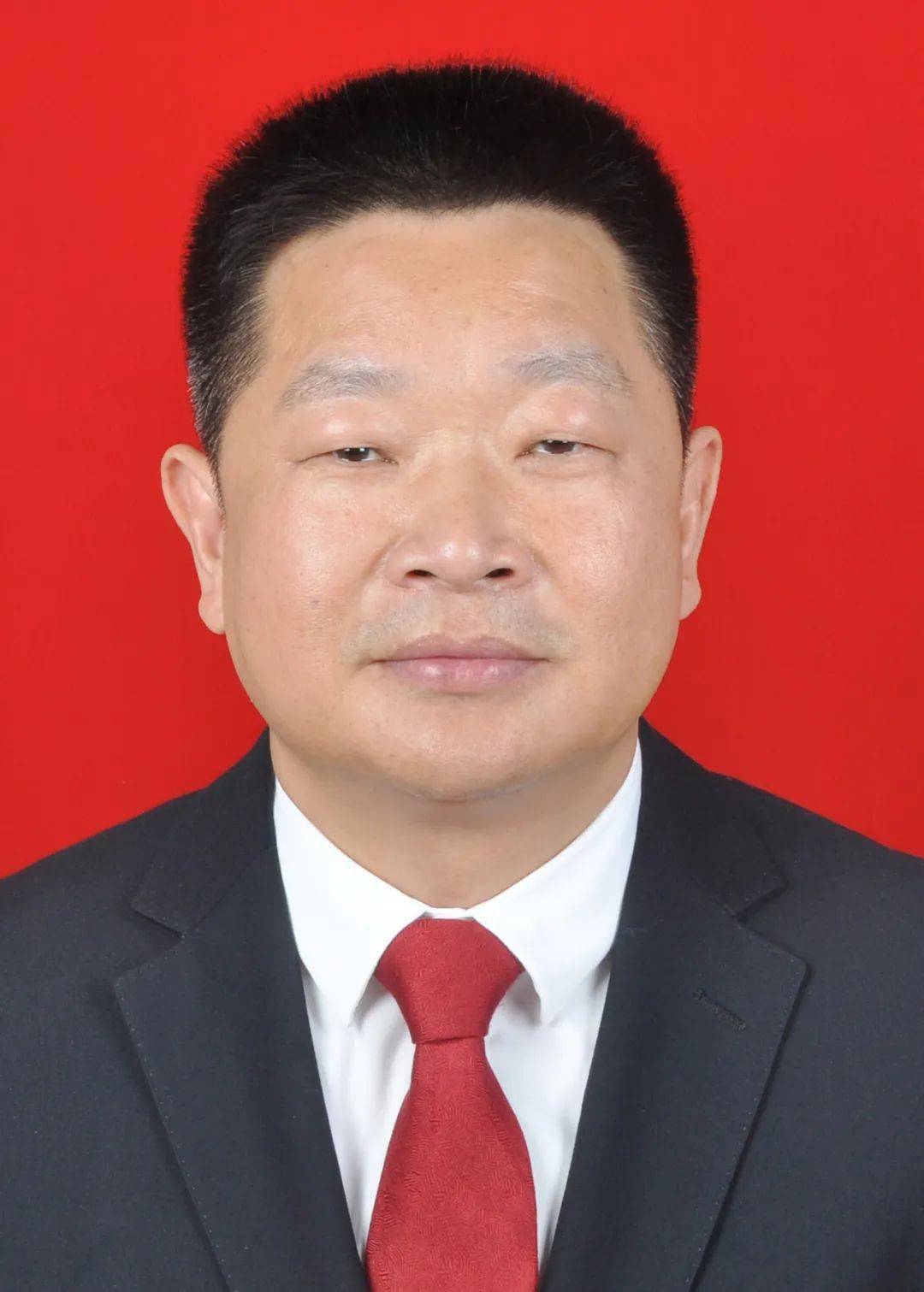 余加瑞当选陆河县人大常委会主任程永东当选县长