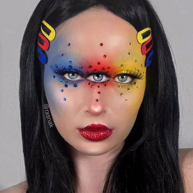 收藏|化妆艺术家indigo独特的眼妆集锦_彩绘