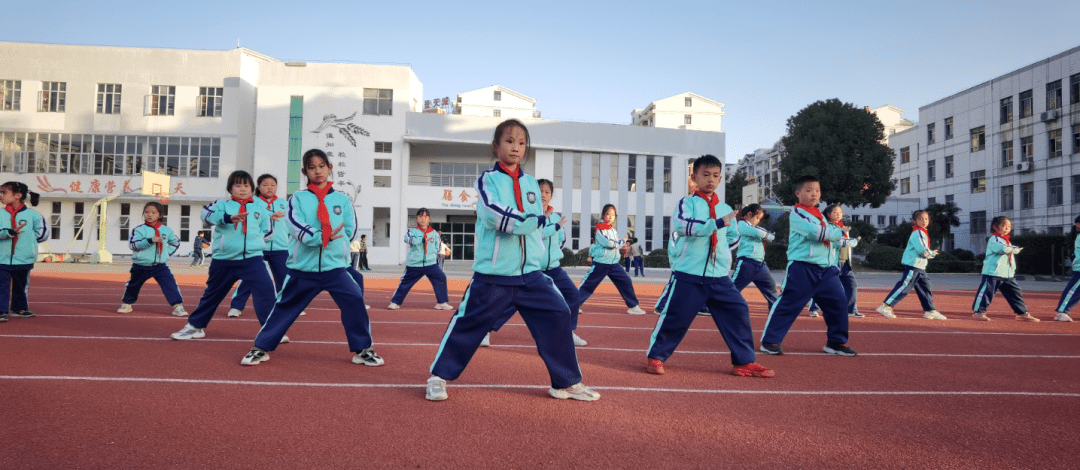 京山小学自创"戏曲操",弘扬国粹,闪亮登场
