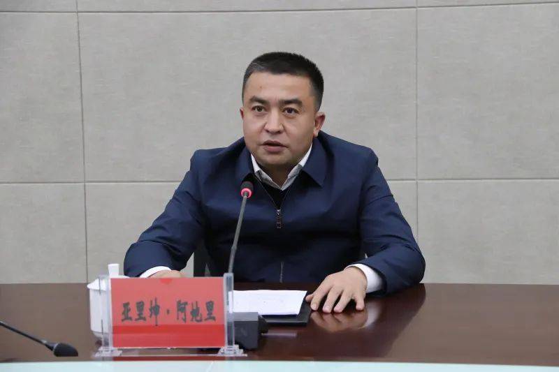 "博乐市人民政府副市长阿地力愤慨地说,新疆没有所谓的"强迫劳动"