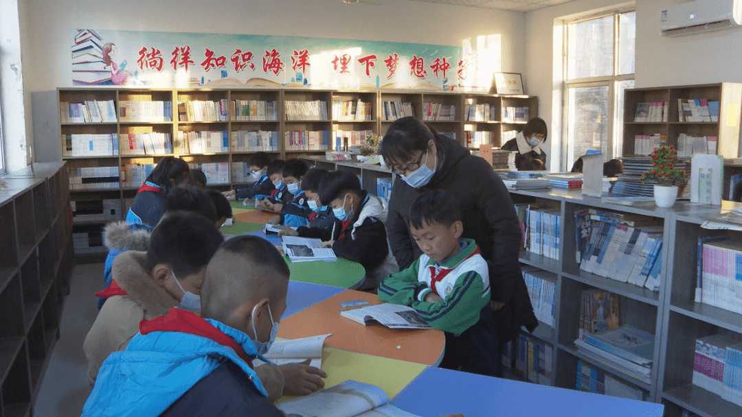 容城县各中小学校积极落实双减政策倡导快乐学习