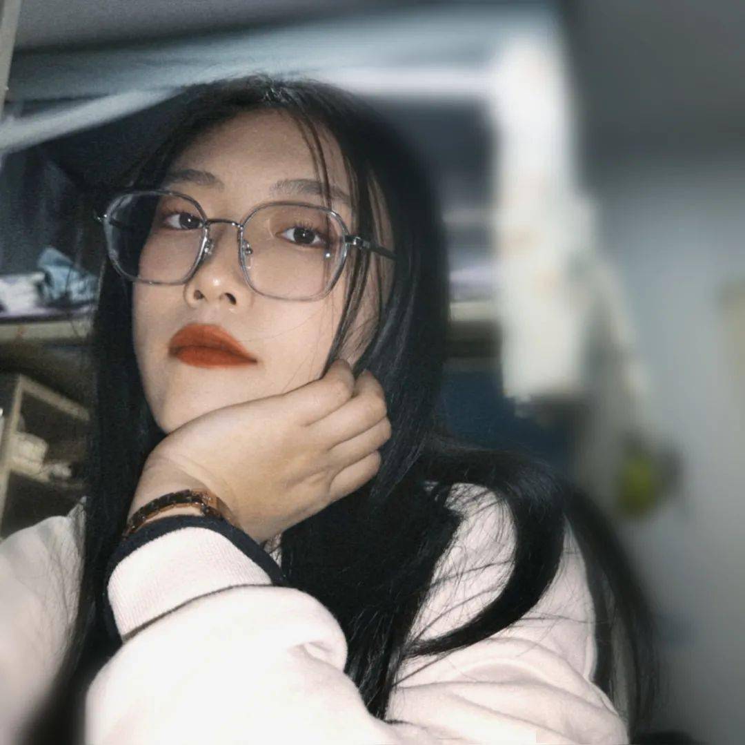 "张纯熙(干事)"纯情小女孩.