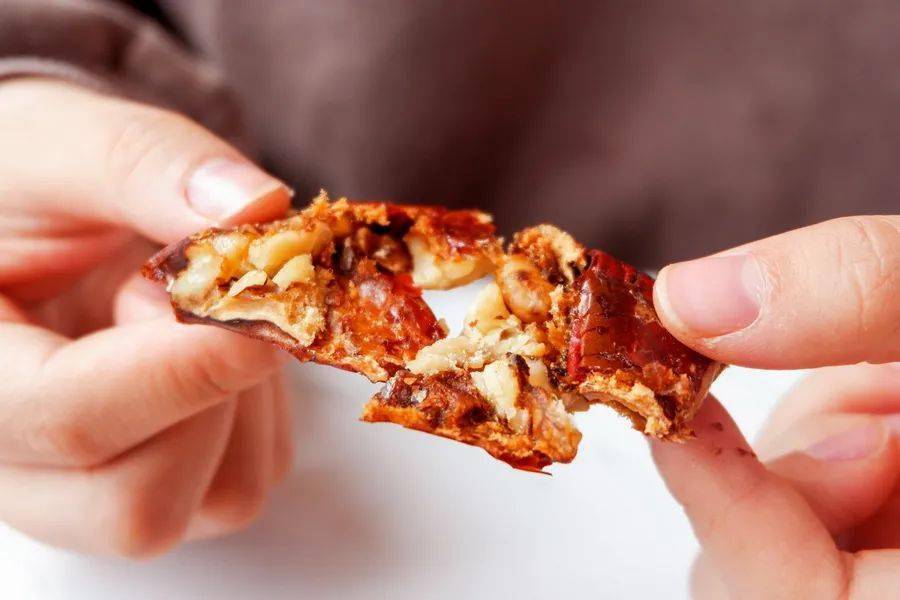 补充|吃零食还能养生？比核桃醇香，比红枣营养！吃完身上暖乎乎，脸蛋红润润！