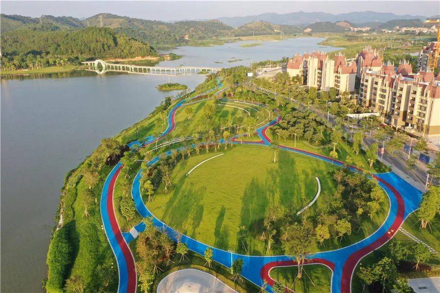 亲水步道繁花烂漫苍海新区古凤公园定下一个小目标