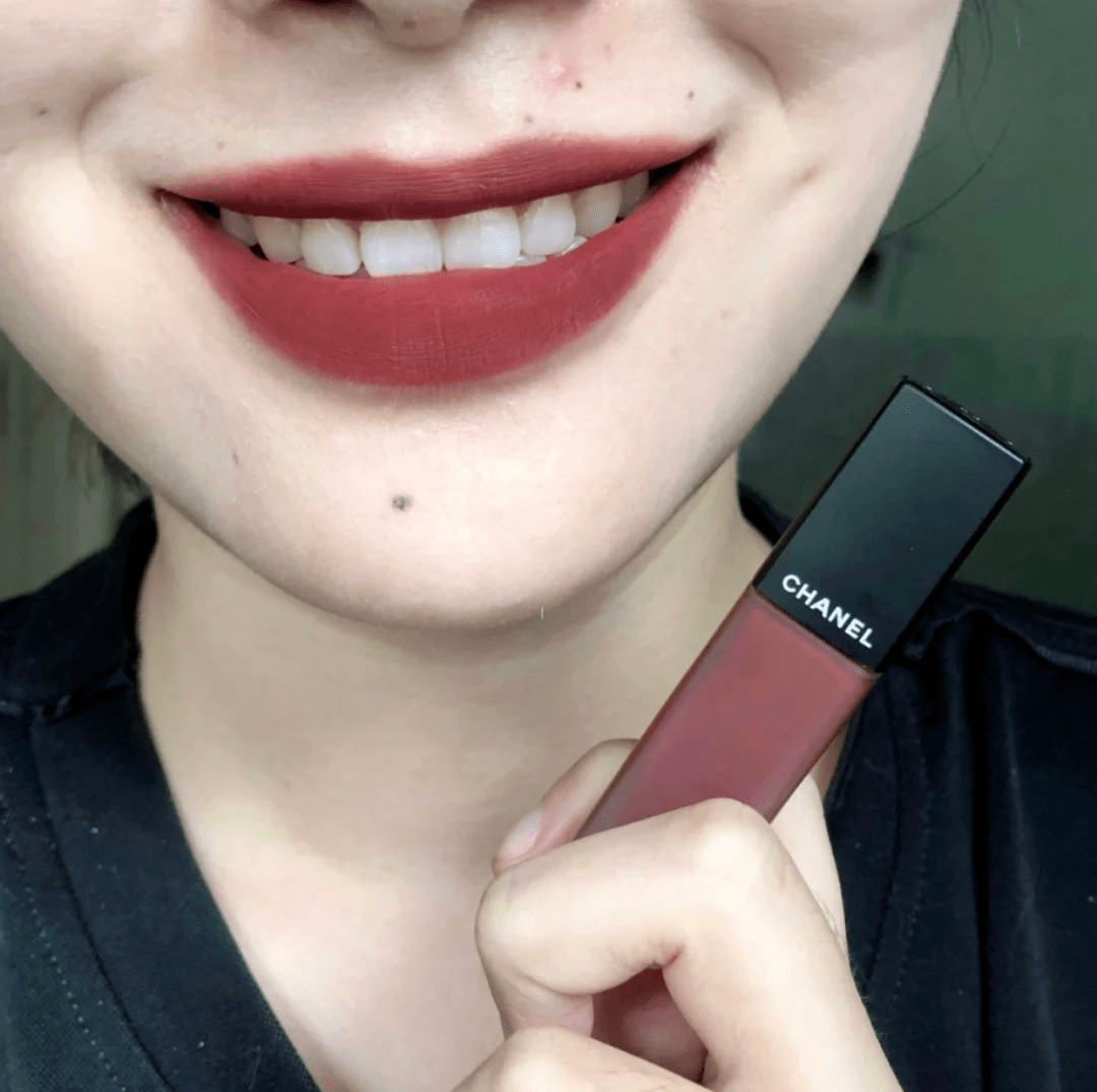 秋冬口红=神仙打架现场!黄黑皮锁死这8支,显白显高级!