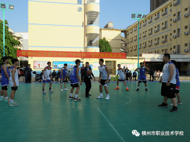 7条信息:近日,横州市多个学校召开家长会,校运会,体育节·_艺术节