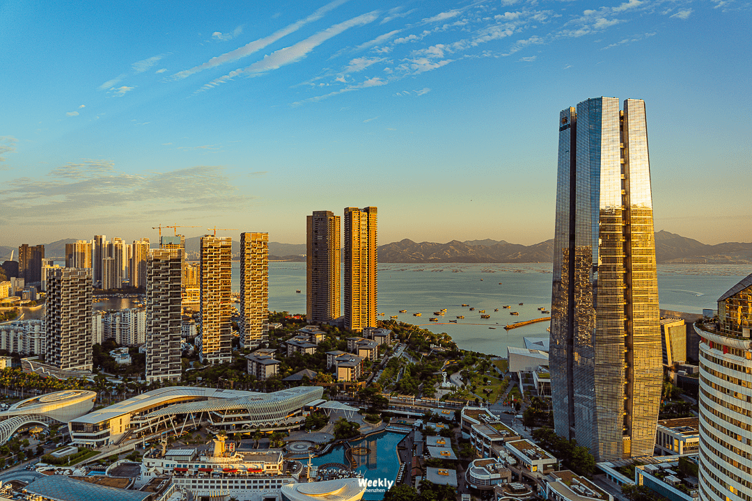 衣服深圳「最美服装店」，在海上，有夕阳