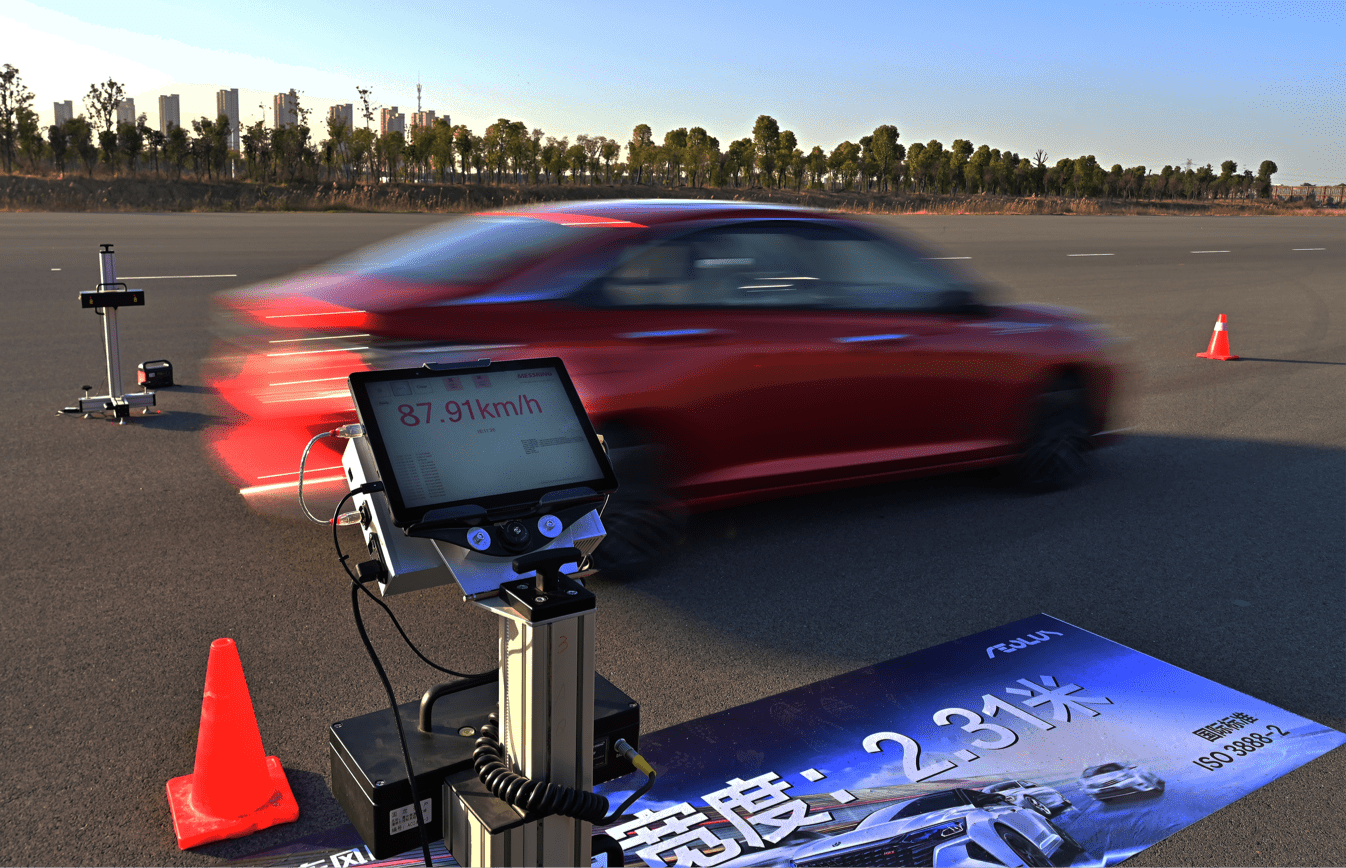 加速最快的油车 89aeac945fca4085a30fbd82a8e37357.png