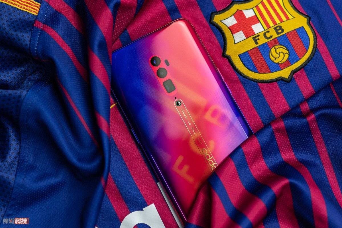 oppo reno 巴萨定制版图赏:红蓝巴萨风来袭