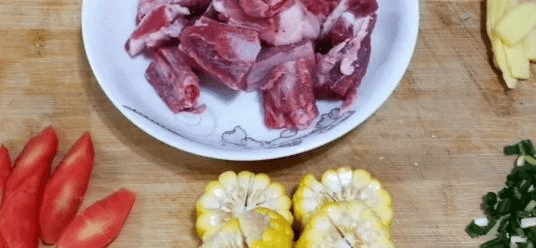 排骨怎么做才好喝 400d539fd9014e28b8b16edc73a2b774.png
