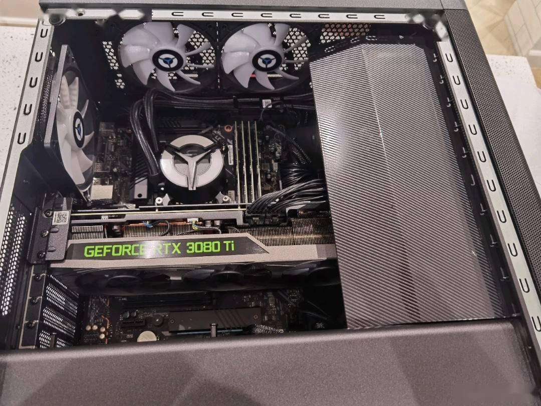 联想刃9000k整机开箱分享顺便展示一下大佬的机房