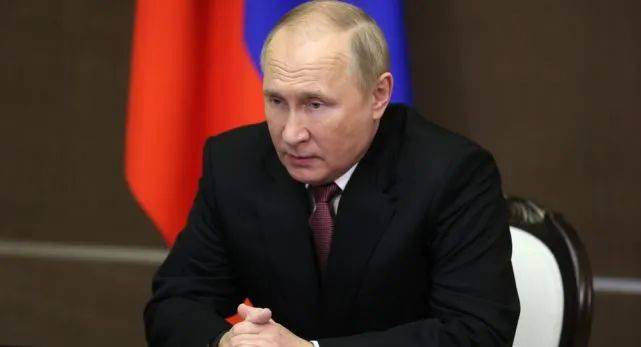 美國駐俄羅斯葉卡捷琳堡總領事離開烏拉爾