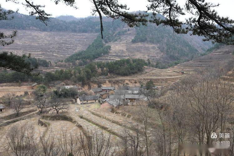 汉中大山深处的关中民居村落—许家山
