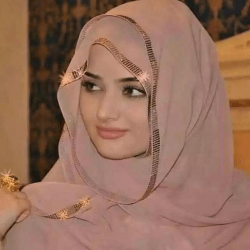 15岁嫁给萨达姆的曼西亚:嫁人时是妙龄,夫君罹难后为